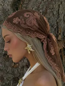 Women's Floral Embroidered Square Scarf, Lightweight Breathable Bandana, Fashionable Beach Accessory, Multi-Functional Silk Scarf for Daily Use, Boho Floral Scarves
