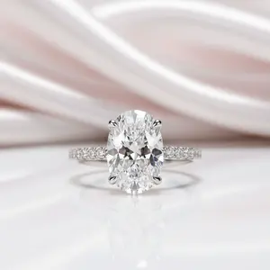 Classic Oval-cut Diamond Option White Gold Engagement Ring
