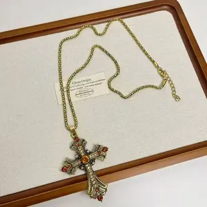 A retro golden yellow diamond adjustable cross necklace for both men and women, a hip-hop elegant and unique large long sweater chain, a gift for your girlfriend