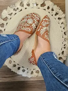 Stella flats ||Huarache mexicano||Embroidered sandals||Charro style|