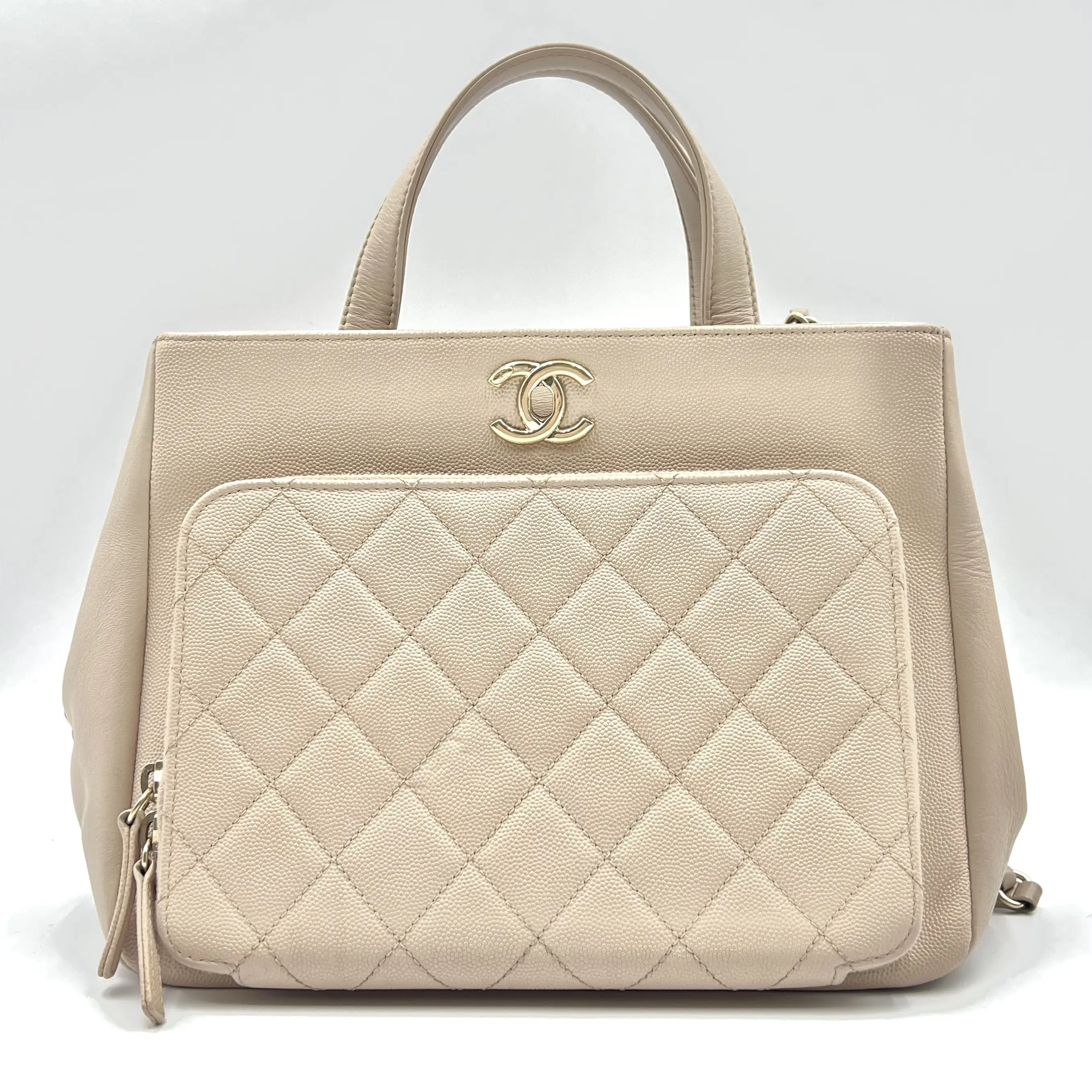 Pre-owned CHANEL Leather Tote Bags Business Affinity Large Shopping Tote Beige Commuter Purse