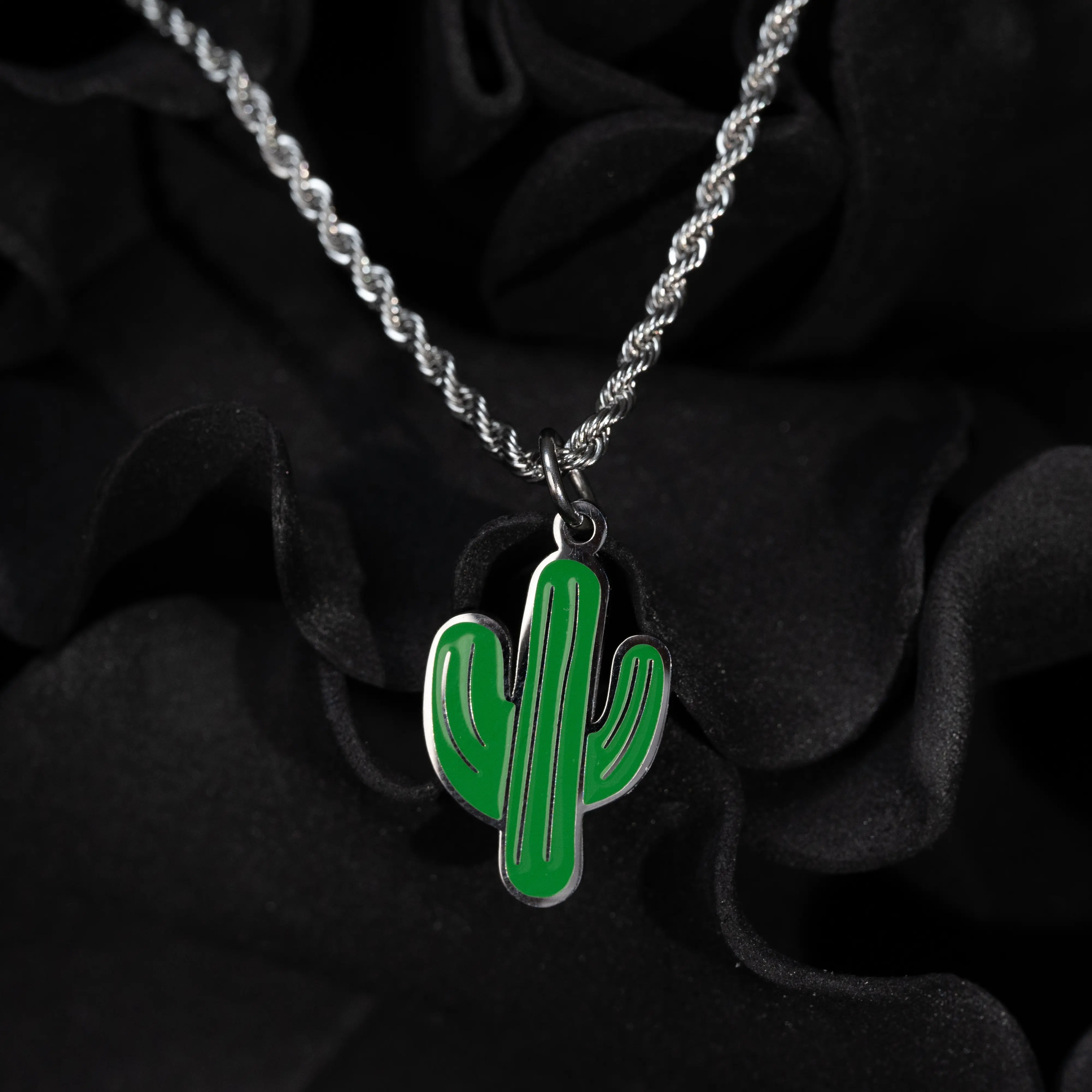 BUTREAL - Oasis -  Unisex Cactus Pendant Necklace