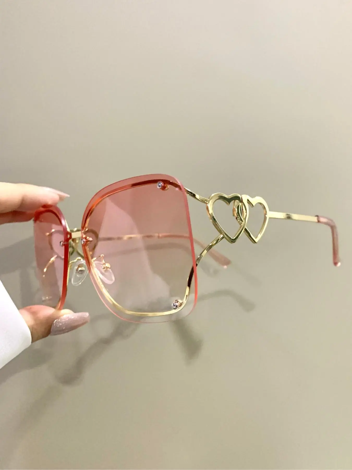 Heart Frame Glasses, Fashion Eyeglasses, Trendy Casual Glasses for Everyday Use, Fashion Accessories for Outdoor Activities, Stylish Trendy Eyewear, Casual Style Eyewear, Trendy Frames, Fashionable Frames Glasses