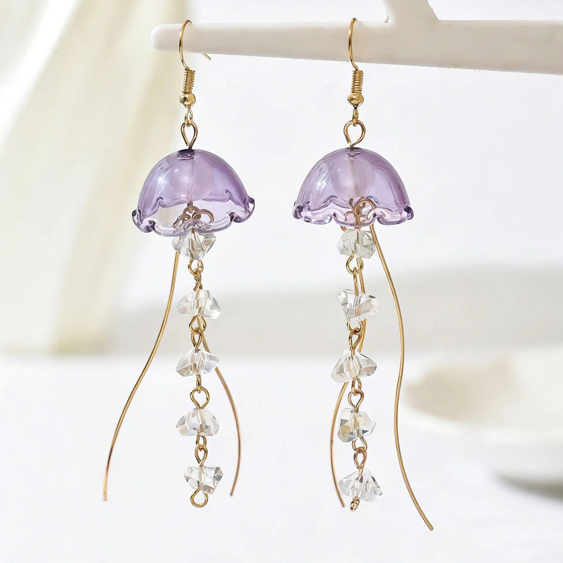 Jellyfish Drop Earrings with Artificial Pearl & Flowing Tassel Details for Women, Ocean Style Jewelry with Sparkling Beads for Party & Vacation, Daily, Sparkling Decorative Beads, Whimsical Jewelry, Floral, Imitation Pearl, Oceanic, Pearls Earrings