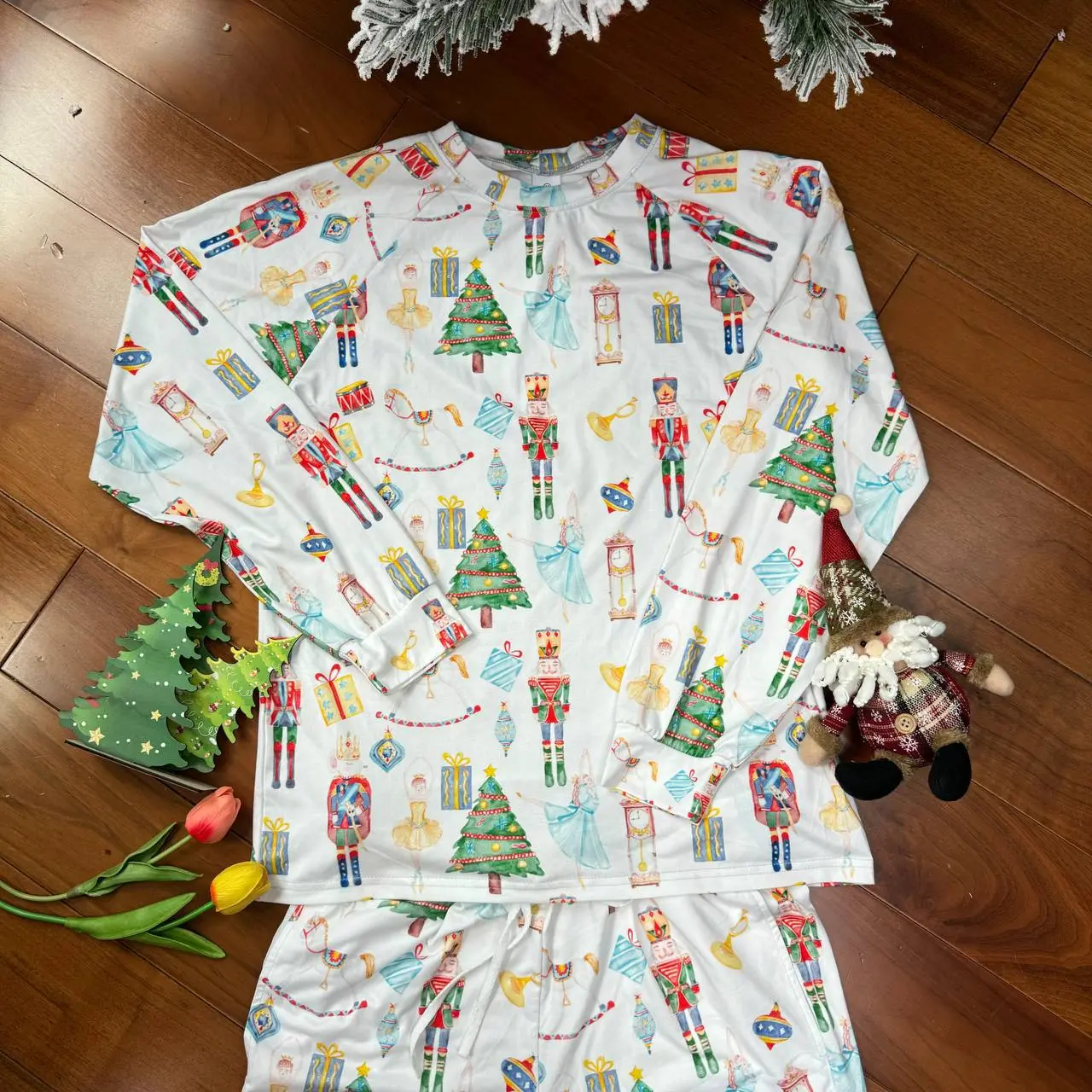 Nutcracker Christmas Vibes Raglan Pajamas Set - Lightweight and Breathable - Pants, Comfort