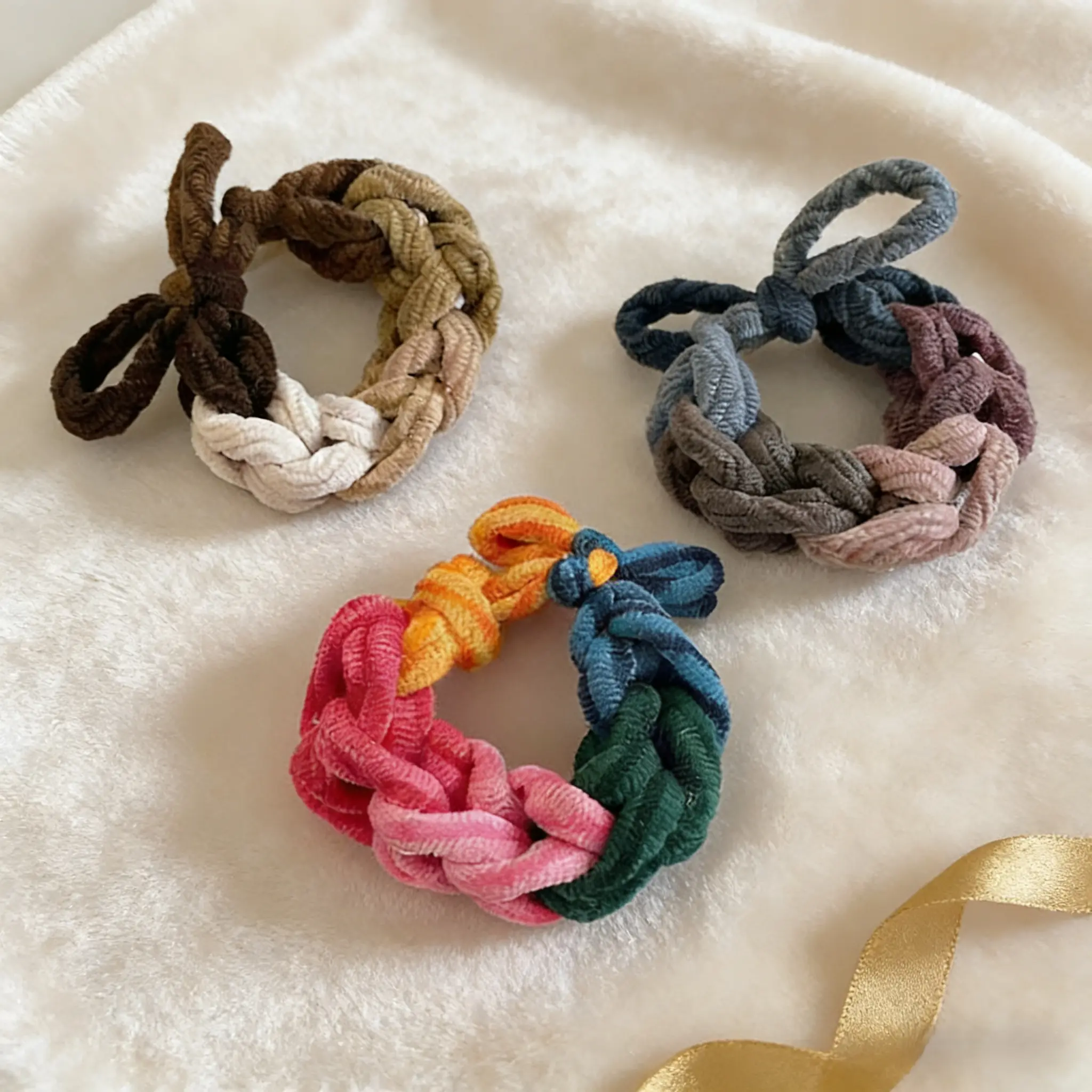 3-Pack Aesthetic Patchwork Hairbands for Women, Soft Fabric Elastic Tie Band Scrunchies for Casual Everyday Wear, Messy Buns, Scrunchies For Hair