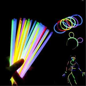 100 Glow Sticks and Connectors Set, DIY Party Supplies, 8 Colors LED Light Up Sticks for Halloween Christmas Bar Concerts Family Fun