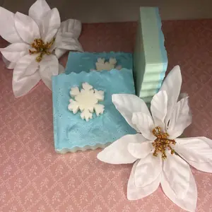 Snowflake Oatmilk & Shea Butter Based Soap | Wild Berry Scent