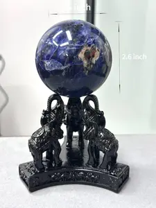 Kelsey(8470)gc.Sodalite with elephant holder