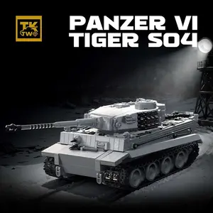 Snow covered Tiger Heavy Tank Sd.Kfz.182 World War II Building Blocks Black Tiger Tracked Armored Vehicle Boy Toy Model TK8001