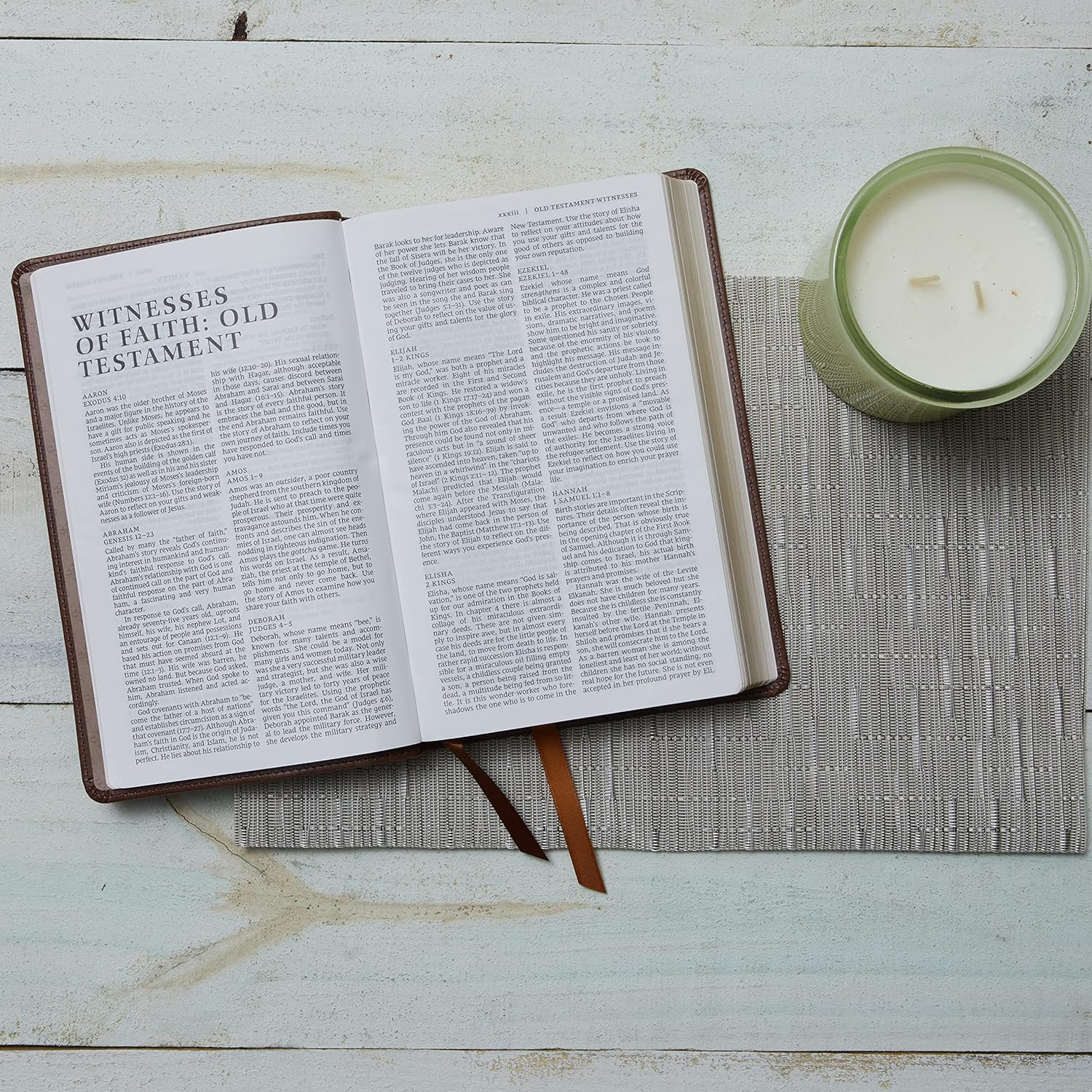 NRSV Catholic Edition Gift Bible, White Leathersoft (Comfort Print, Holy Bible, Complete Catholic Bible, NRSV CE): Holy Bible