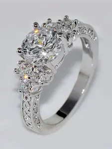 1 PC Romantic Exquisite Trendy Cubic Zirconia Anniversary Engagement Ring For Women Fashion Engagement Rings For Wedding Engagement Party Jewelry Valentine's Day Gift
