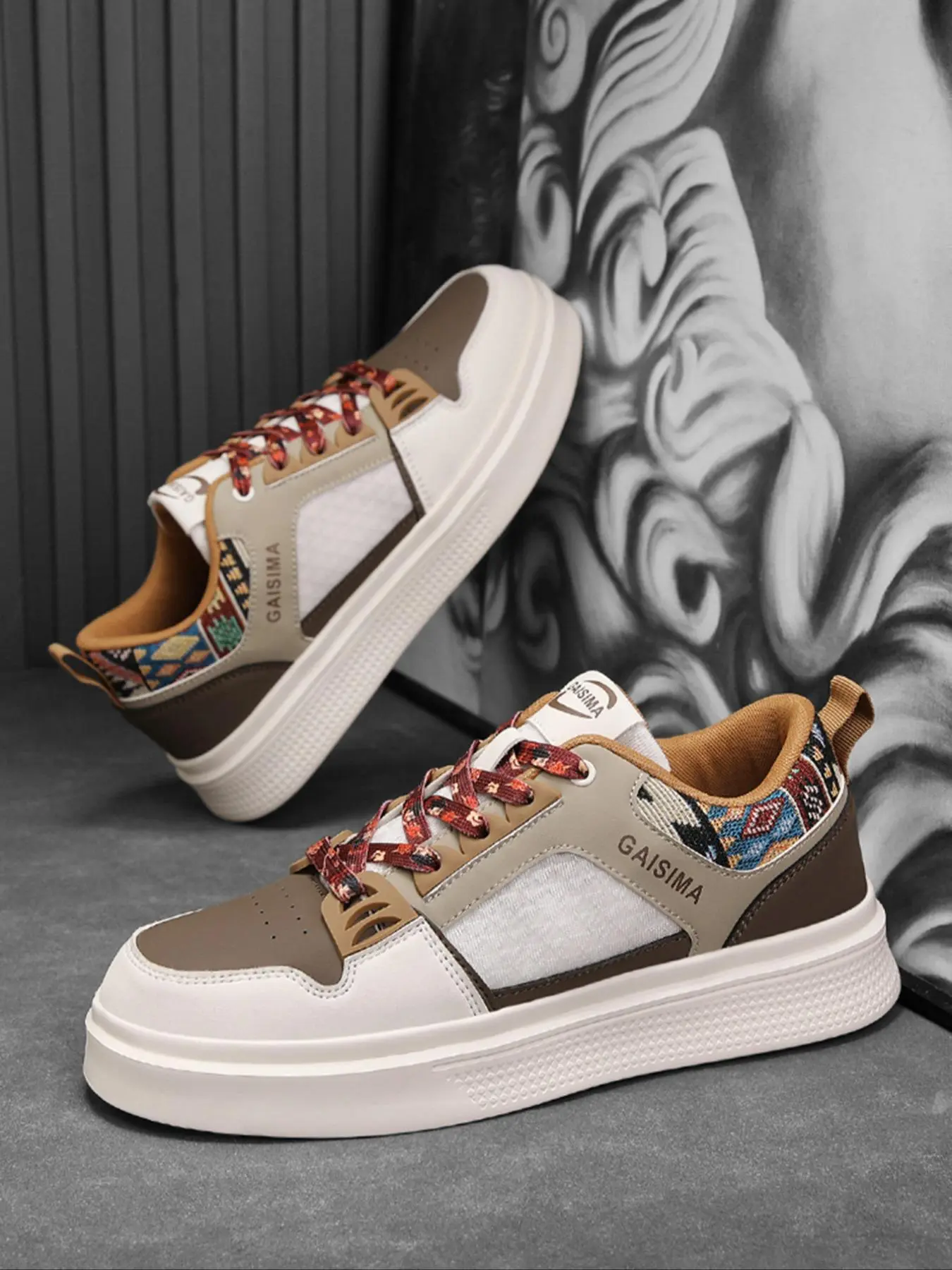 Super Breathable Men's Casual Sneakers Trainers, Stylish Thick Sole Running Shoes for Outdoor Travel, Non-Slip and Shock Absorbing