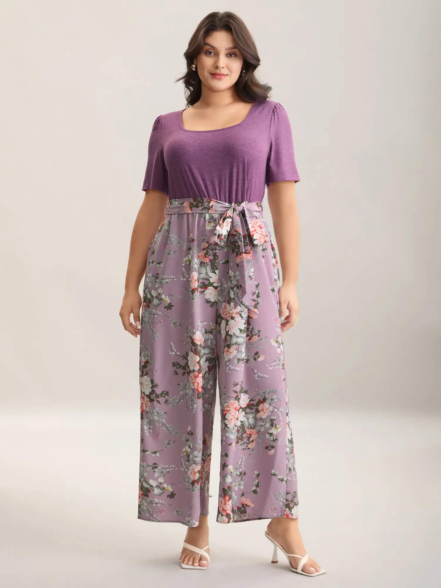 BLOOMCHIC Women's Plus Size Fitted Short-Sleeve Floral Print Denim Jumpsuit - Square Neck, Rayon Blend Smooth Fabric, Color Contrast Belt, Side Panel Pockets, Low Iron, 2026 Spring Style, Elegant Casual, Curvy Clothing [M-6X] Regular Fit Overalls