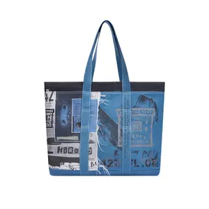 Hirono Living Wild-Tote Bag