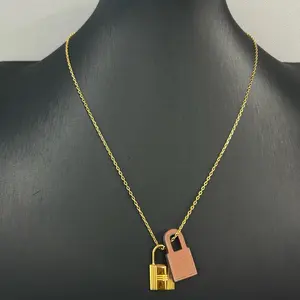 Pre-owned Hermès O'Kelly Pendant Necklace LDZ0040