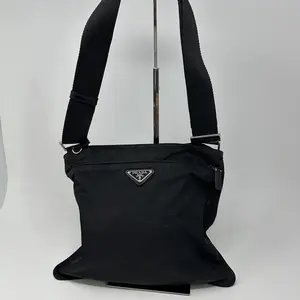 Pre-owned PRADA nylon Crossbody Bags black Tessuto cloth crossbody bag