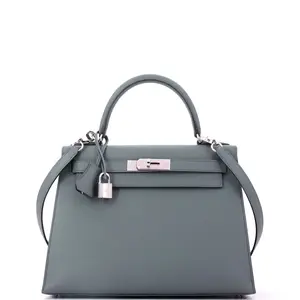 Pre-owned HERMÈS Leather Top Handle Bags Hermes Kelly Handbag Vert Amande Epsom with Palladium Hardware 28 by Rebag