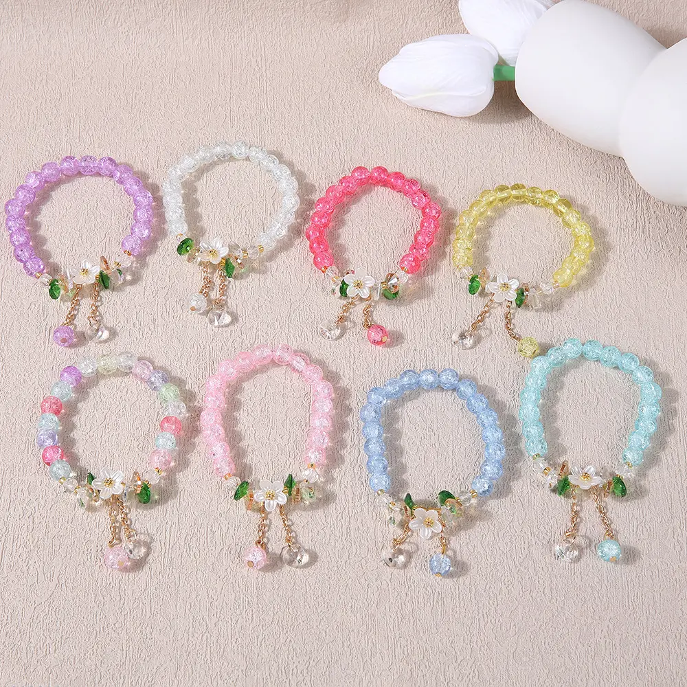 (Send a random one)Camellia daisy bead bracelet, summer fresh breeze, student best friend crystal bracelet, sweet and versatile glass