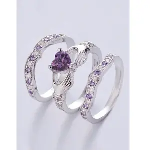 Elegant rings with sparkling purple stones and rhinestone details. Stylish, eye-catching, and perfect for parties or everyday wear.