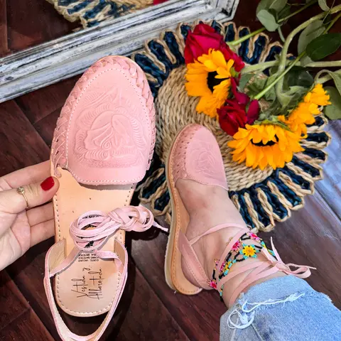 Perla  Lace up pink
