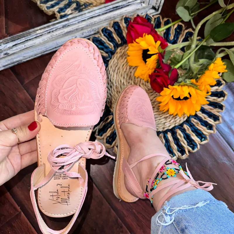 Perla  Lace up pink