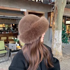 Unisex Solid Color Fluffy Warm Knit Beanie With Lovely Heart Detail, One Size Cozy Soft Casual Daily Hat, Western Style Denim Flatbill Newsboy Baseball Cap, Versatile Autumn And Winter Essential Accessory For Women’s Daily Outfits