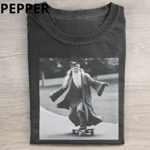Dumbledore Skateboarding Unisex T-shirt, Funny 90s Vintage Meme, Hp Shirt, The Lord of the Rings 90s Graphic tees, Streetwear fashion , Vintage shirt, Hellstar, Hip hop Rap shirt, Unisex Printed T-shirt, Retro shirt, meme graphic tees, Gift