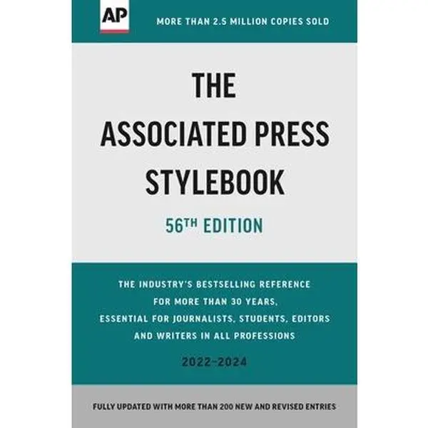 USED Book - The Associated Press Stylebook: 2022-2024 by Associated Press (Paperback) - english