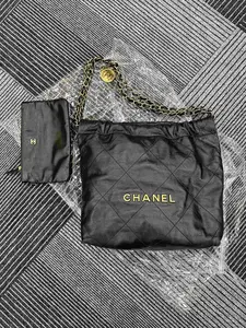 Pre-owned CHANEL 22 Bag – Black Crumpled Lambskin – Gold Hardware – Date Code N96JJ49C
