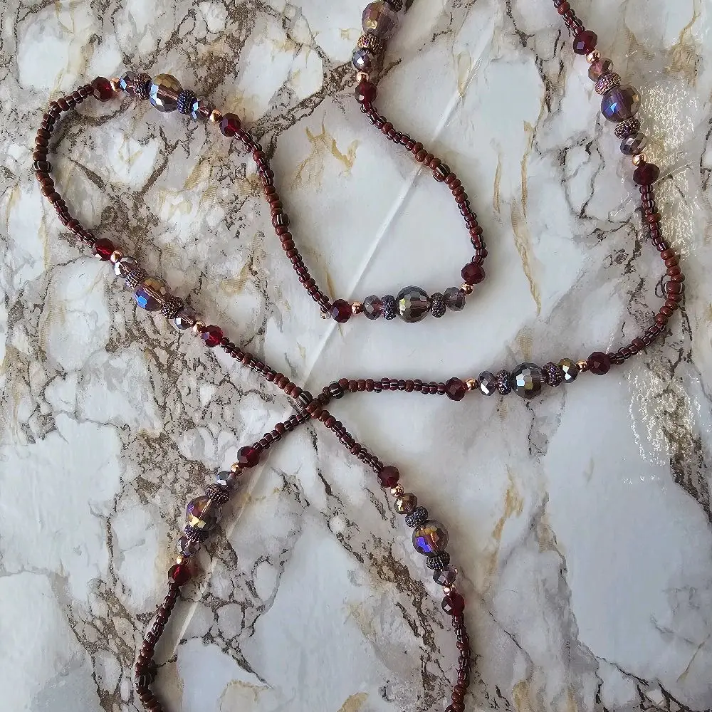 Collar de Oya Eleke Necklace - Multicolored Beads with Elegant Design