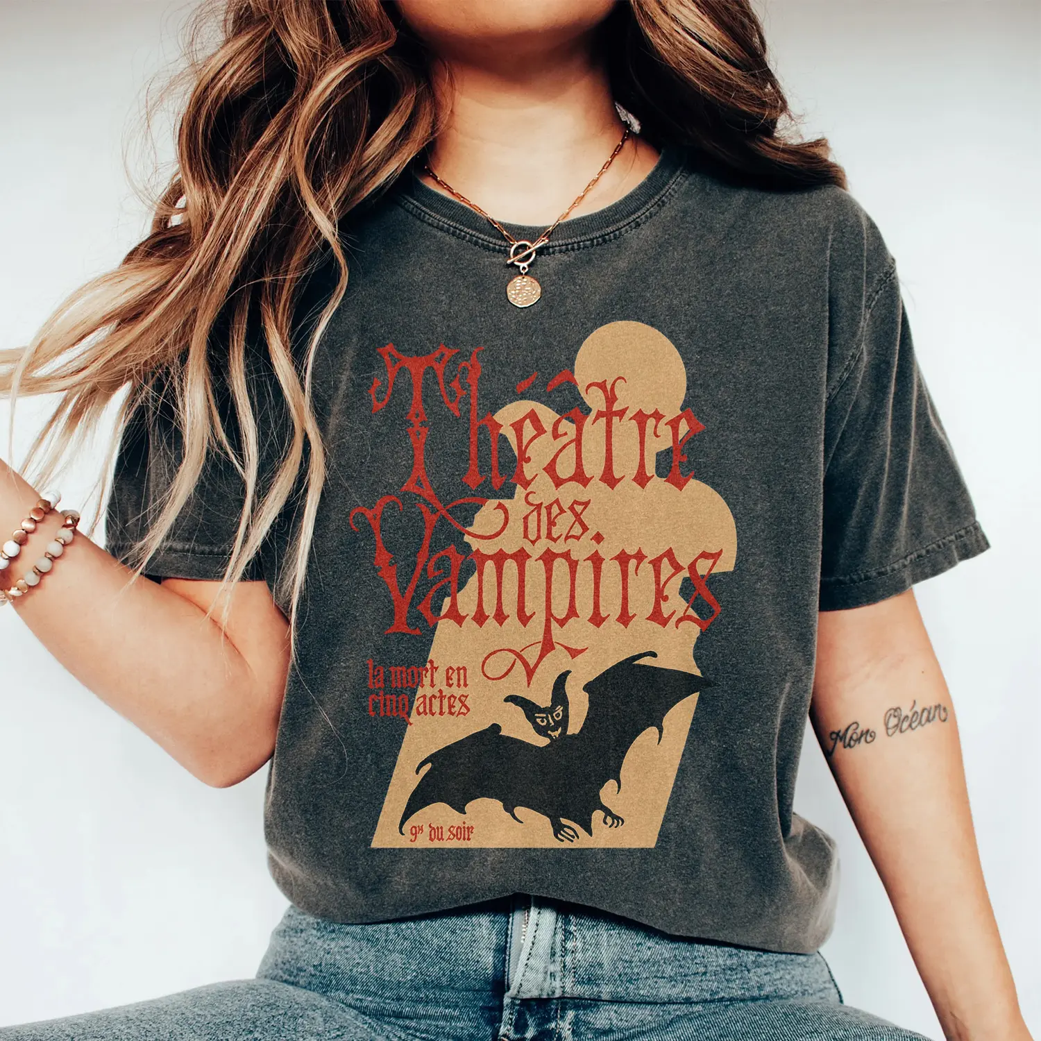 Theatre des Vampires Shirt, Vintage Gothic Horror Tee, French Vampire Graphic T-Shirt, Dark Fantasy Apparel