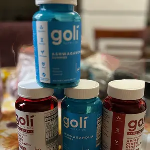 Product Review of Goli Ashwagandha & Vitamin D Gummy - Mixed Berry, KSM-66, Vegan, Plant Based, Non-GMO, Gluten-Free & Gelatin Free. America's #1 Ashwagandha Brand from M**🍷