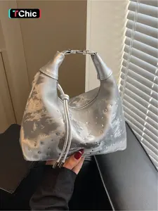 Mini Dumpling Bag with Water Diamond Decoration | Soft silhouette+Water Diamond embellishment+Metal buckle design, can be carried by hand or under the armpit, can be carried for daily commuting, dating, and parties, with a sweet and cool atmosphere, whoev