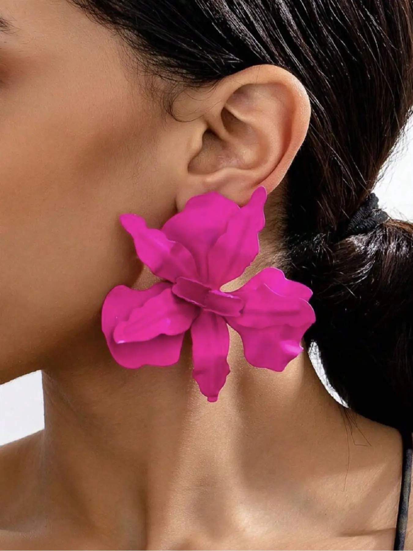 Mother's Day Gift Women's Flower-Shaped Drop Dangle Earrings, Holiday Style Jewelry Accessory, Unique Gift Idea for Women, Elegant Floral Design, Statement Earrings
