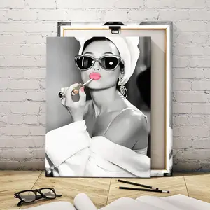 Wooden Framed Canvas Painting, Fashion Woman Glamour Poster, Modern Art, Fashion Decoration, Living Room Bedroom Decoration, Hallway Office Mural, Kitchen, Home Poster, Ornaments, Hanging Wall Art, Modern Abstract Art