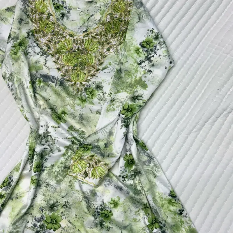 Royal Silk Mukhawara - Green Leaf Patterned Top with Simple Design and Comfortable Fit