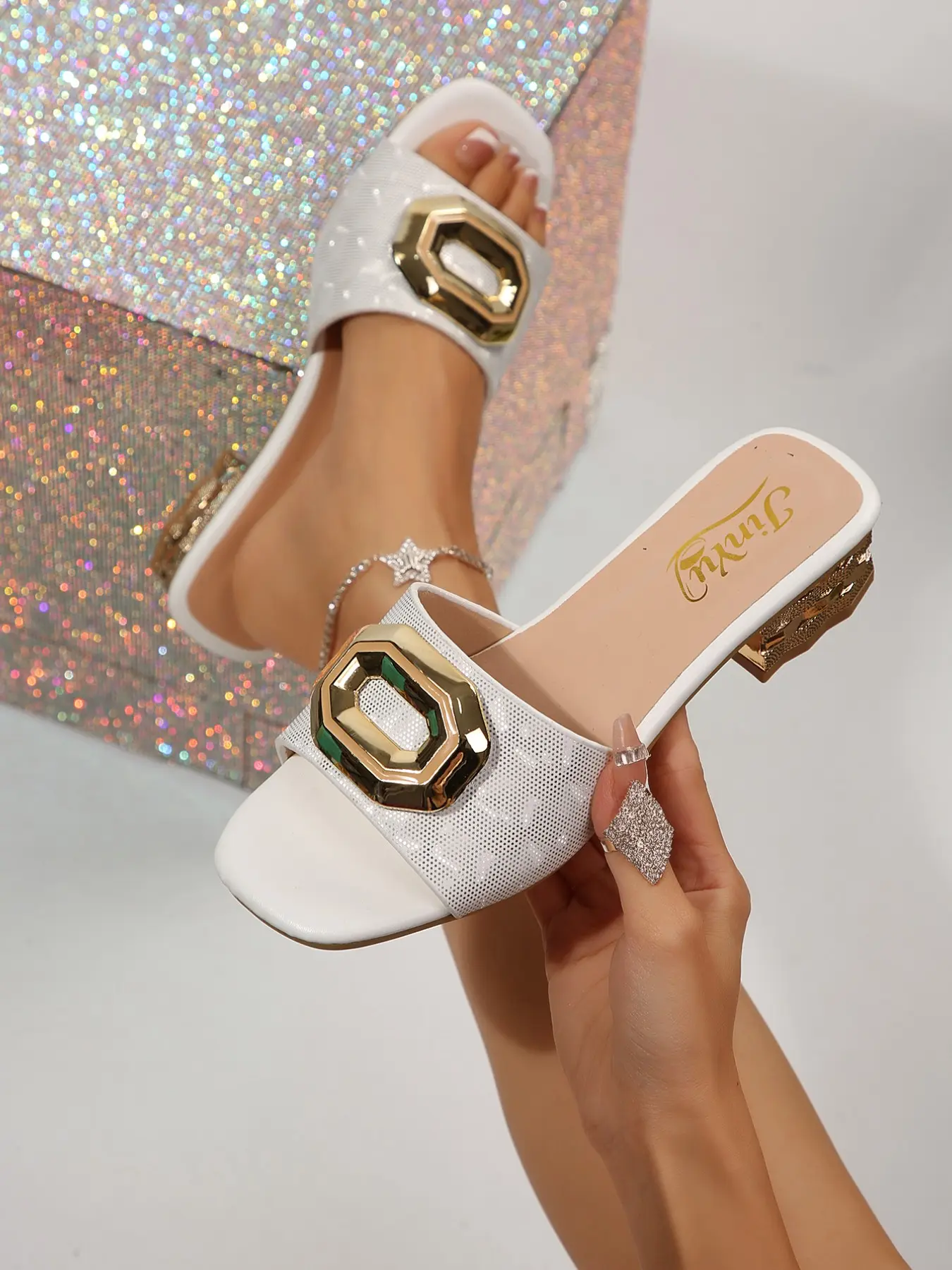 Women's Fashion High Heel Sandals, fashionable sandals, Simple Open-Toe Chain Decorative Buckle, Daily Commute Outdoor Shoes, Stylish and Comfortable, Footwear