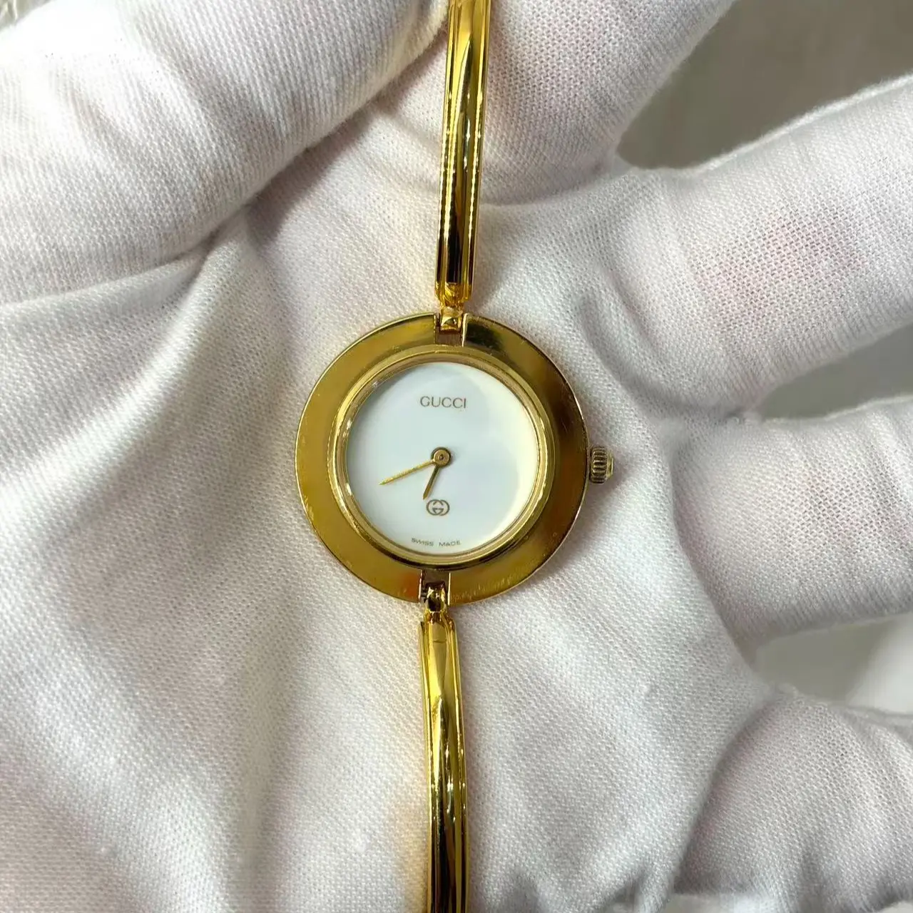 Gucci 26mm Quartz White Dial Gold-Plated Stainless Steel Ladies Watch MWT000695