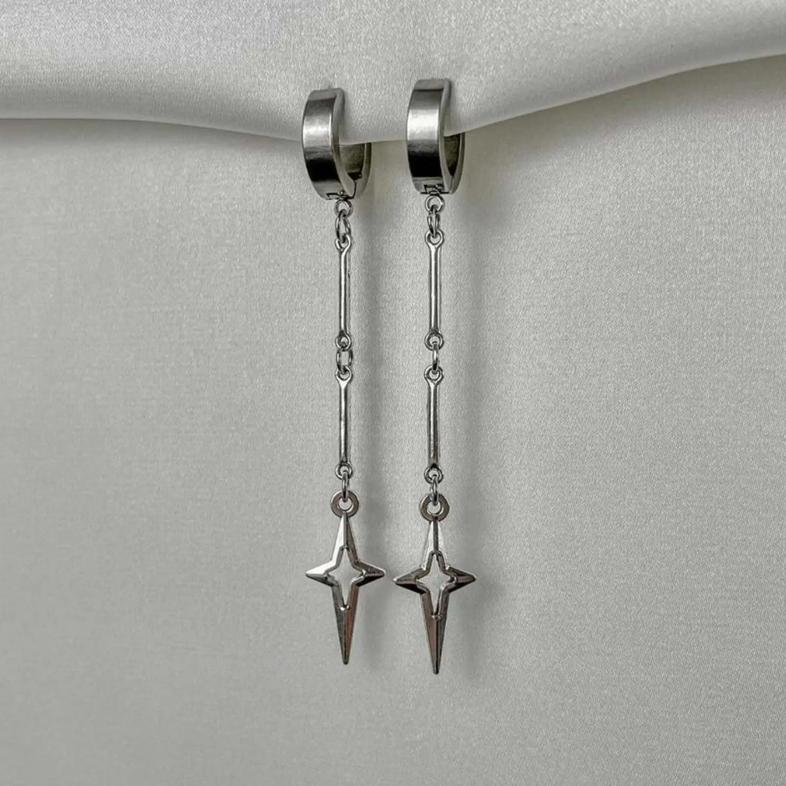 Minimalist Silver Cross Star Pendant Long Chain Earrings - Elegant, Fashionable, High Quality, Versatile, Modern Polished Design for Daily Matching, Elegant Minimalist Earrings, Fashionable Earrings