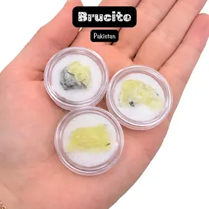 ONE Bright Brucite Specimen - Natural Brucite from Pakistan - Rough Brucite