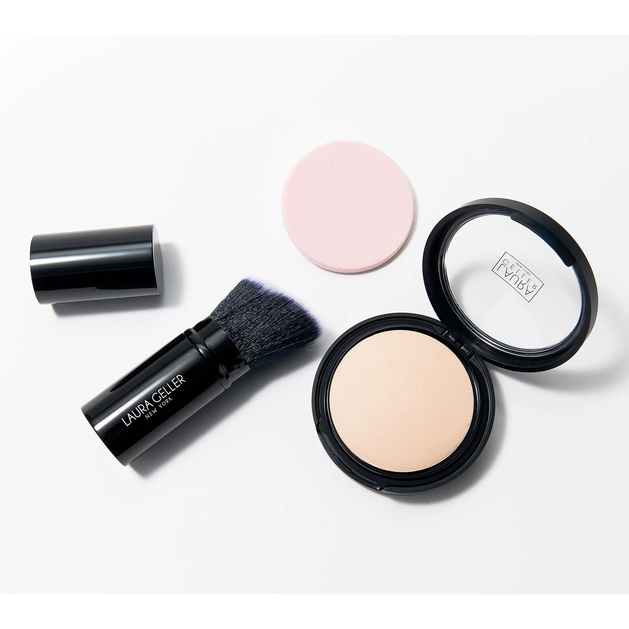 Laura Geller Double Take Foundation with Kabuki Brush Laura Geller Double Take Foundation with Kabuki Brush