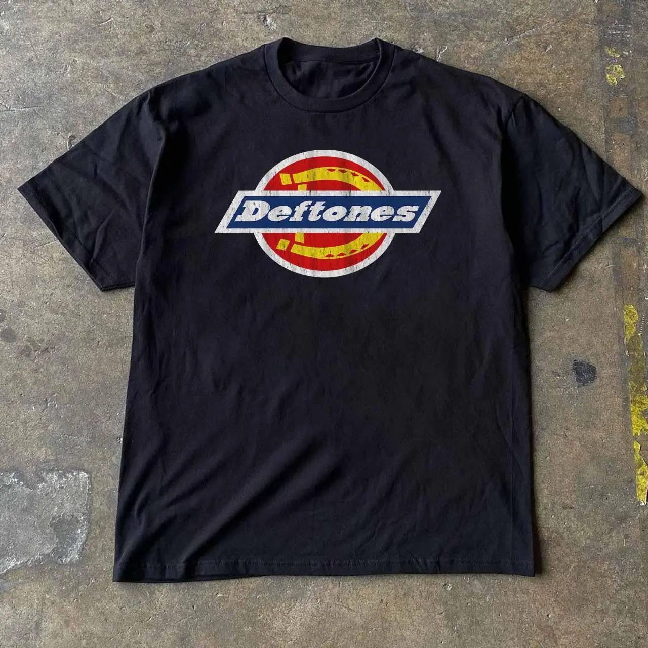 Deftones T-shirt Vintage Deftones Workwear Parody Logo Graphic Tee, Retro Nu Metal Rock Band Shirt, Loose Fit Top