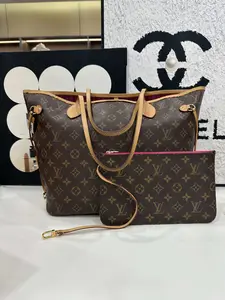 Pre-owned Louis Vuitton Damier Azur Neverfull MM – SR0135