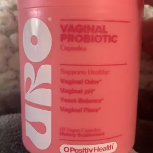 Product Review of URO Women's Probiotics - 60 Count (Pack of 1) - Prebiotic and Probiotic Capsules for Healthy pH Balance and Odor from A**e S**n