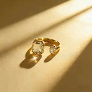 Best-selling versatile simple and elegant zircon-studded stainless steel vintage-style personalized open ring