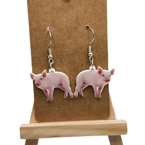 Cute Pig Earrings - Lightweight Plastic Design with Smiling Faces & Cute Tails Ideal for Daily Wear Hook Earrings Perfect for Pig Enthusiasts