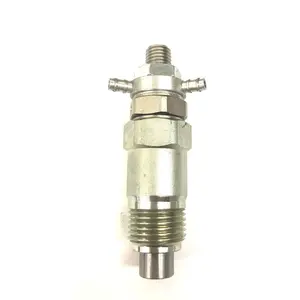 Kubota V1702 Fuel Injector Nozzle 15221-53020