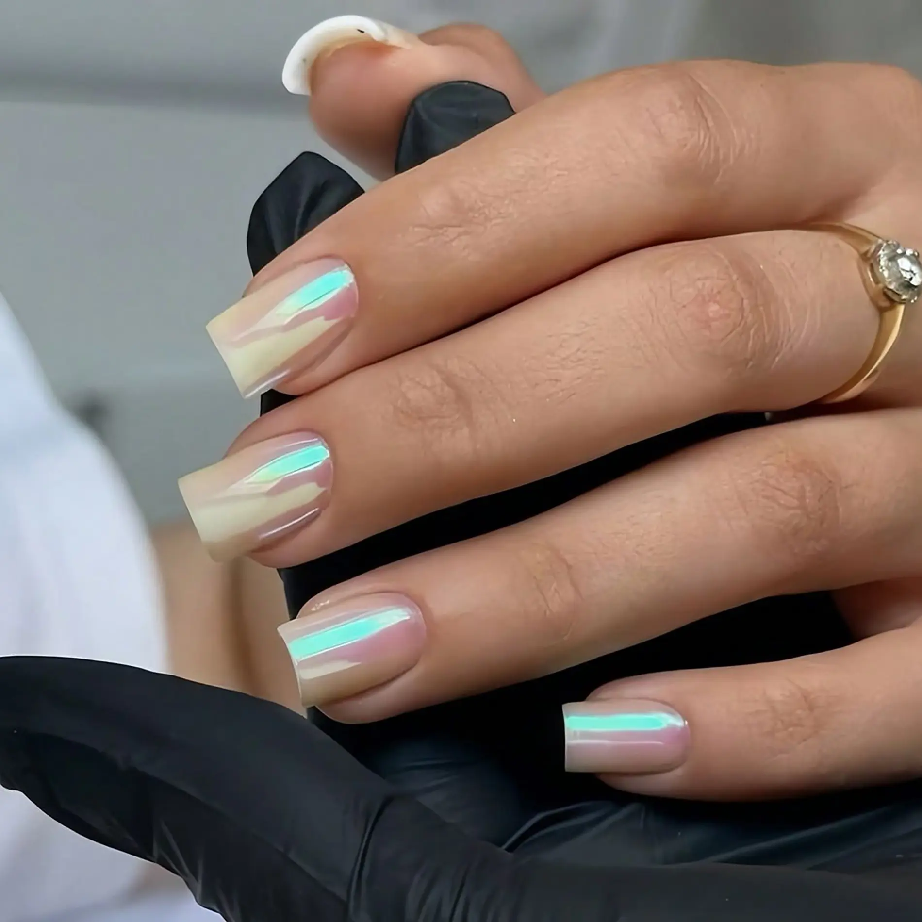Upgrade Your Nail Style, 24pcs Light Chrome Press-On Nails, Nail Tips Art, Medium Square Acrylic Reusable Fake Nails for Women & Girls