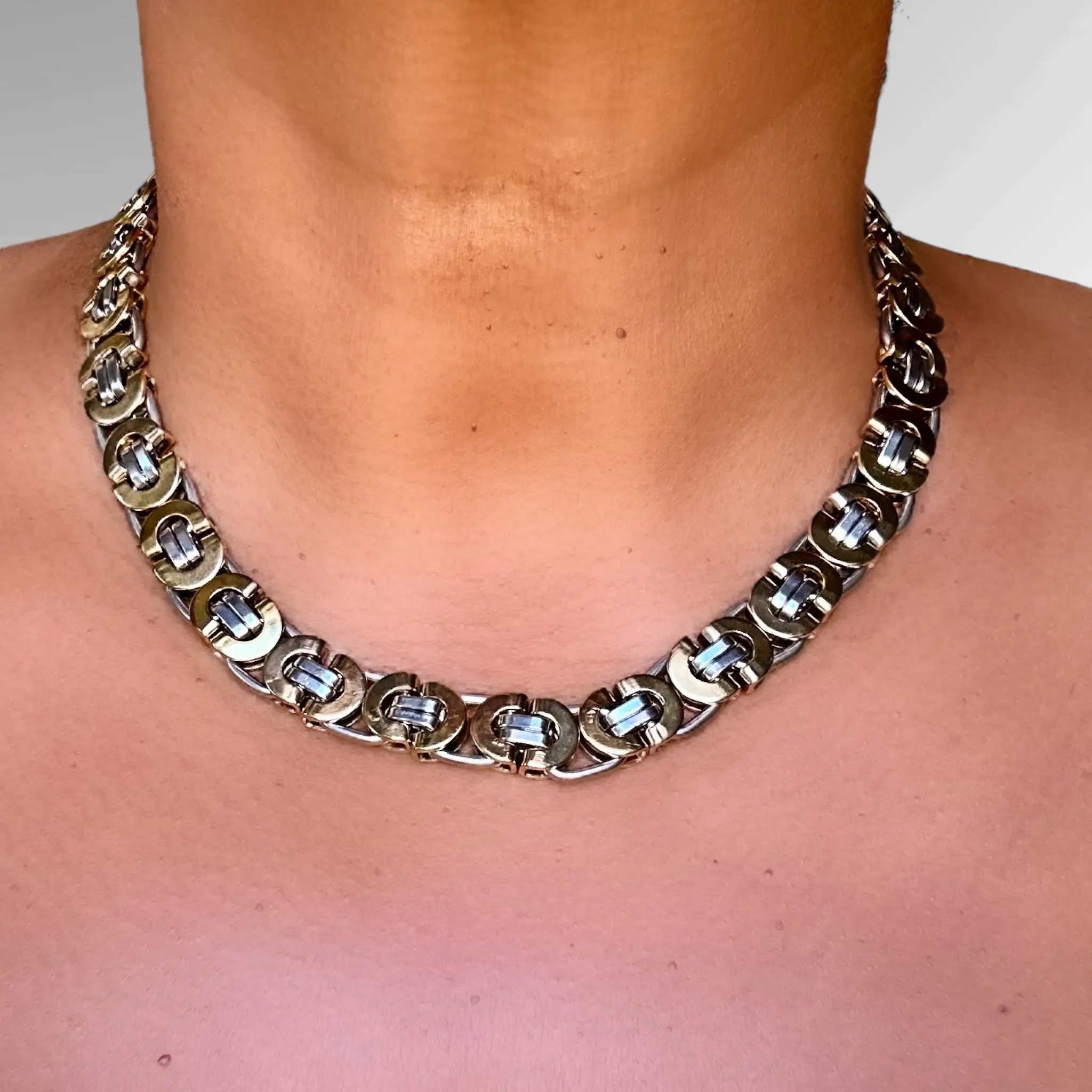 ROMAN EMPIRE NECKLACE